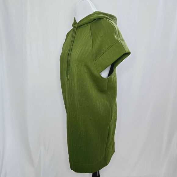 Lizzo + Fabletics = Yitty Open Back Hooded Sweatshirt Dress - Picture 6 of 14